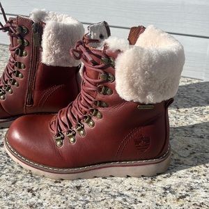 Royal Canadian “Lethbridge” combat boots.